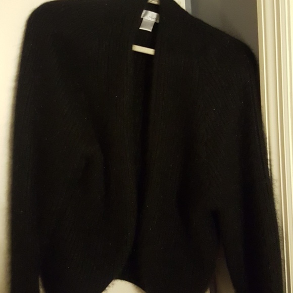 Meet your Posher, Robin - Picture 3 of 6